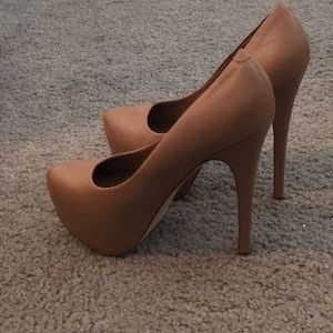 Steve Madden Pumps